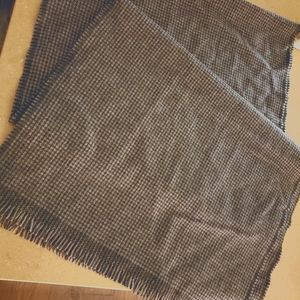 Harry Rosen fringed cashmere scarf